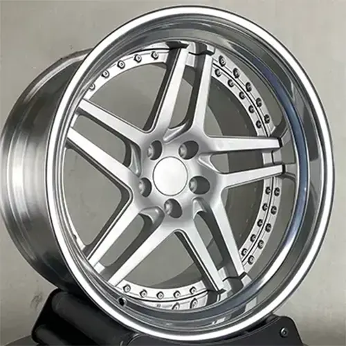 Angled Volvo C30 T5 forged wheel showing deep-dish profile