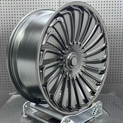 Jeep Grand Cherokee WK2 monoblock wheel with satin face and gloss perimeter