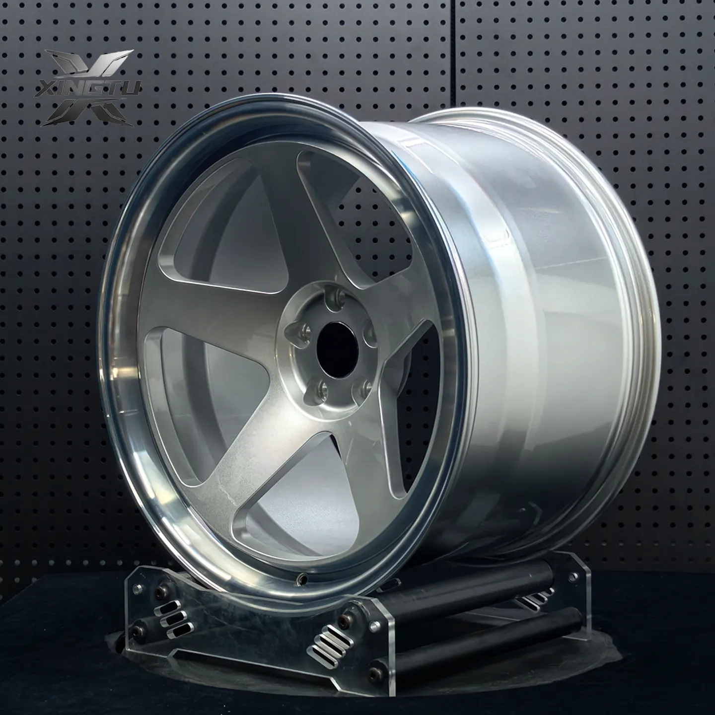 Rear view of forged monoblock wheel showing machined hub and inner barrel