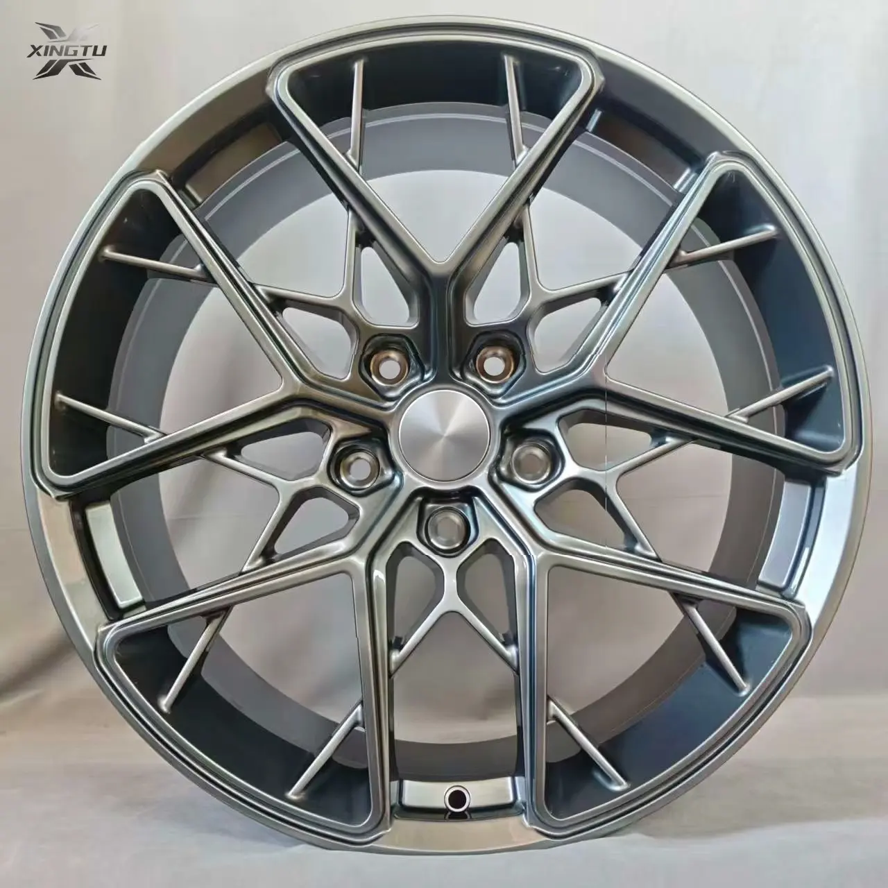 Porsche 718 custom forged monoblock wheel with 5×130 bolt pattern and multi-spoke design