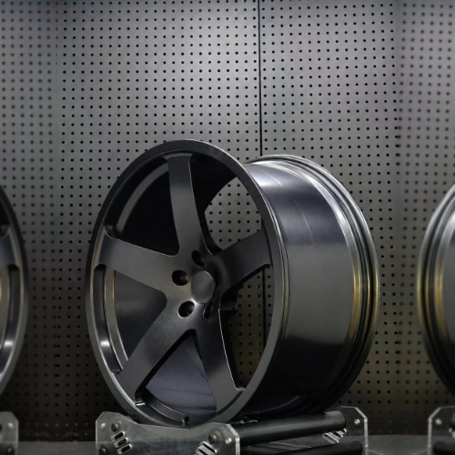 Side angle of Audi SQ5 21 inch forged wheel showing concave center and wide barrel